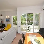 Velas 2-2 דירה