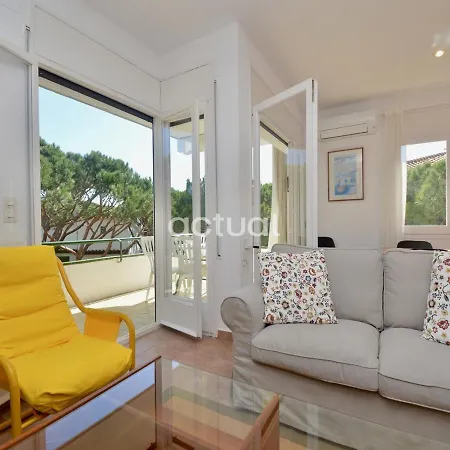 Velas 2-2 Apartment